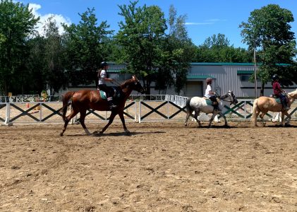 Cours d’éssai et Fêtes d’enfants